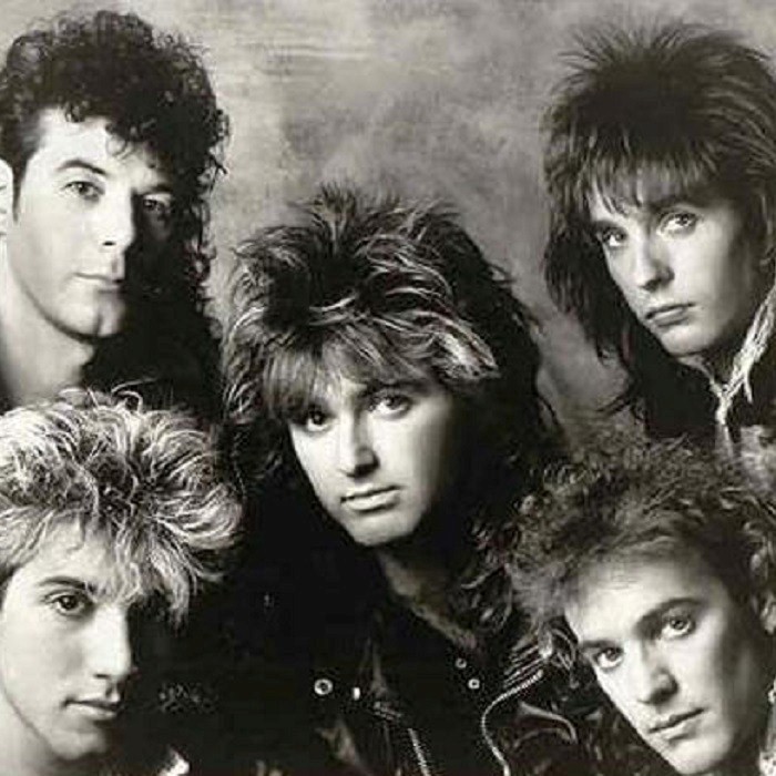 Honeymoon Suite