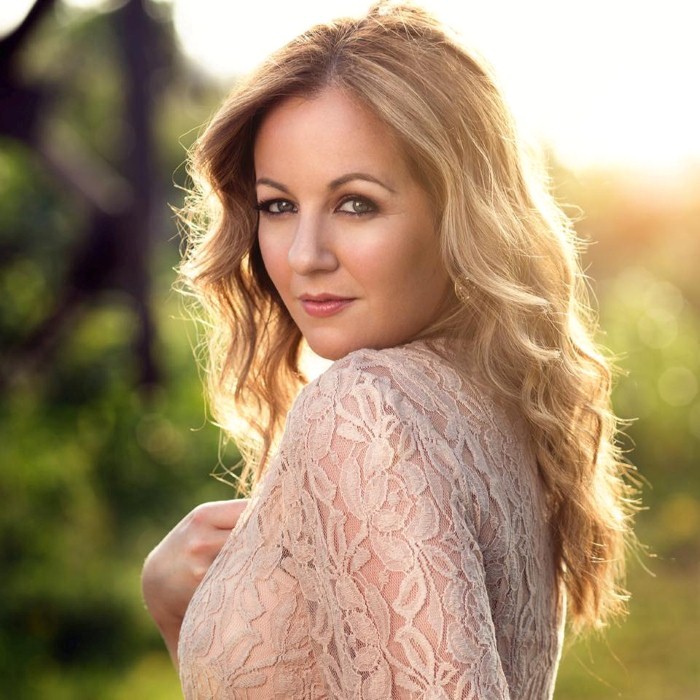 Lisa Kelly | TheAudioDB.com